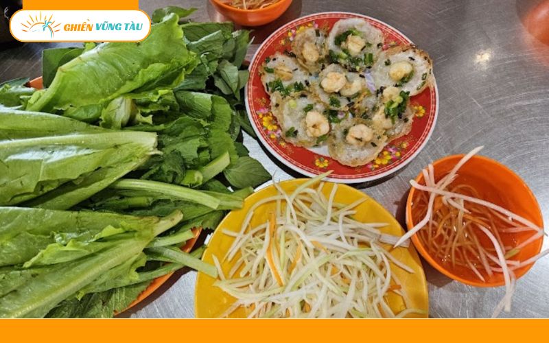 Review quán bánh khọt Cây Đa độc lạ với hơn 40 năm tuổi đời 11 bánh khọt cây đa
