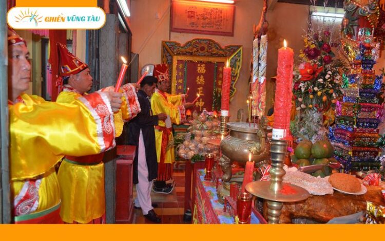 lễ hội miếu bà ngũ hành