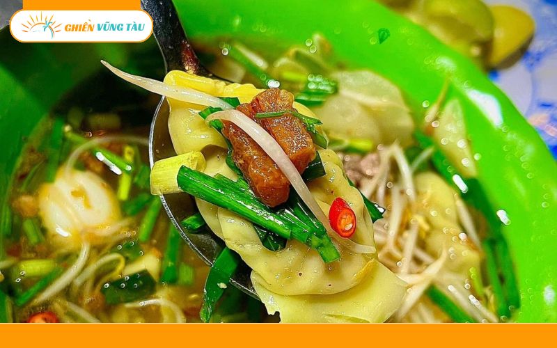 Review quán hủ tiếu chờ Vũng Tàu huyền thoại tại 744 Trần Phú 7 hủ tiếu chờ Vũng Tàu