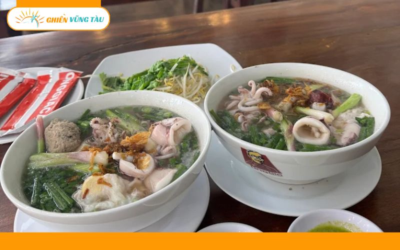 Review mới nhất về quán hủ tiếu mực Ông Mập tươi ngon, đậm vị 16 hủ tiếu mực ông mập