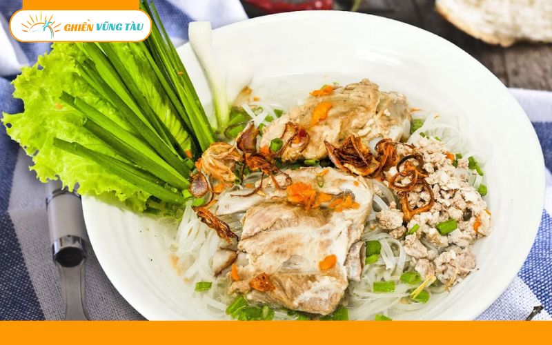 Review mới nhất về quán hủ tiếu Tùng Hưng chuẩn vị người Hoa 8 hủ tiếu tùng hưng