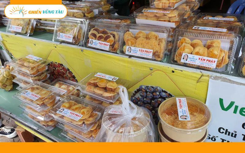 tiệm bánh bông lan trứng muối tấn phát