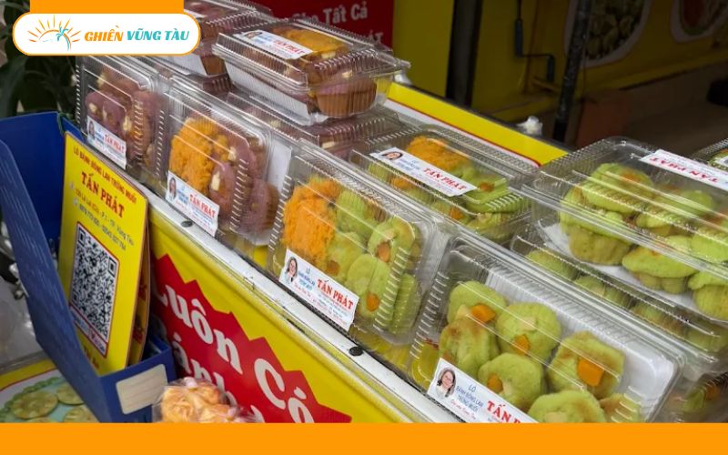 tiệm bánh bông lan trứng muối tấn phát