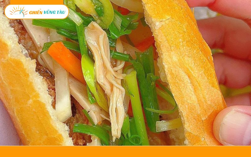 Review tiệm bánh mì Cô Ba Vũng Tàu ngon, rẻ chỉ từ 20.000 VND/ổ 9 bánh mì cô ba vũng tàu