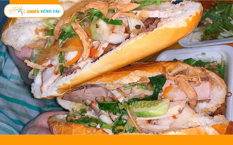 Review tiệm bánh mì không tên Vũng Tàu - Muốn ăn phải xếp hàng 11 bánh mì không tên vũng tàu