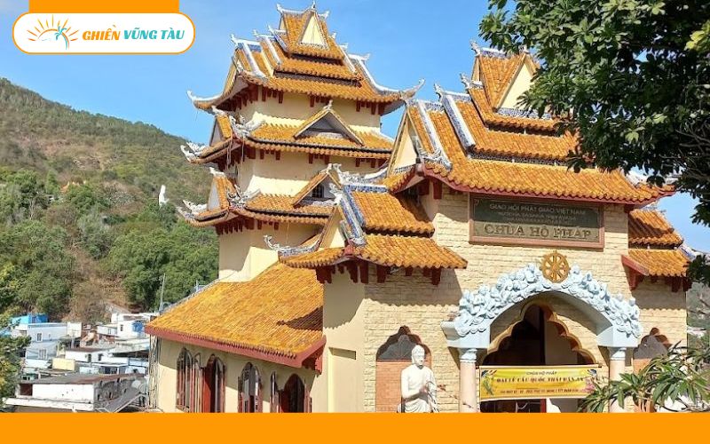 chùa hộ pháp