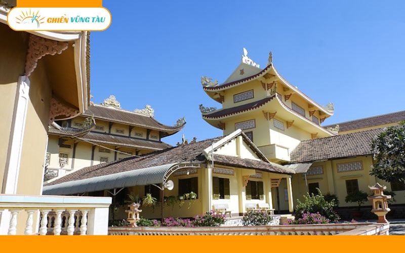 chùa hộ pháp