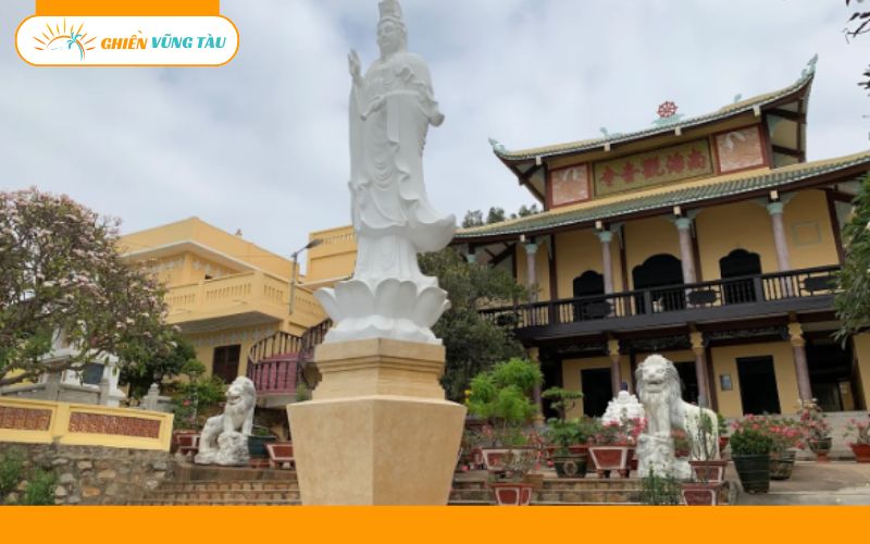 chùa quan âm nam hải