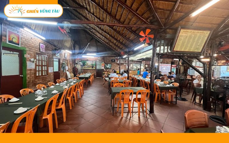 cơm niêu hoa sữa vũng tàu