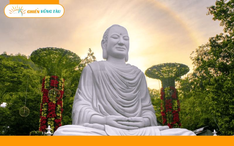 Review Thiền Tôn Phật Quang - Chốn an tịnh ẩn mình trên núi Dinh 18 thiền tôn phật quang