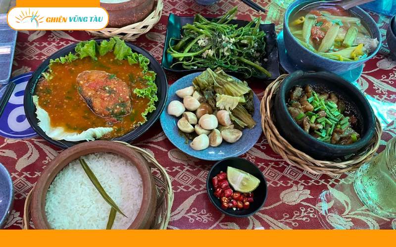 Review mới nhất về quán Cơm Niêu Hương Huế Vũng Tàu 11 cơm niêu hương huế vũng tàu