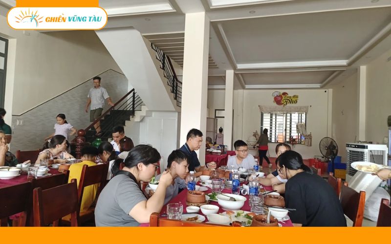 cơm niêu long hải phố