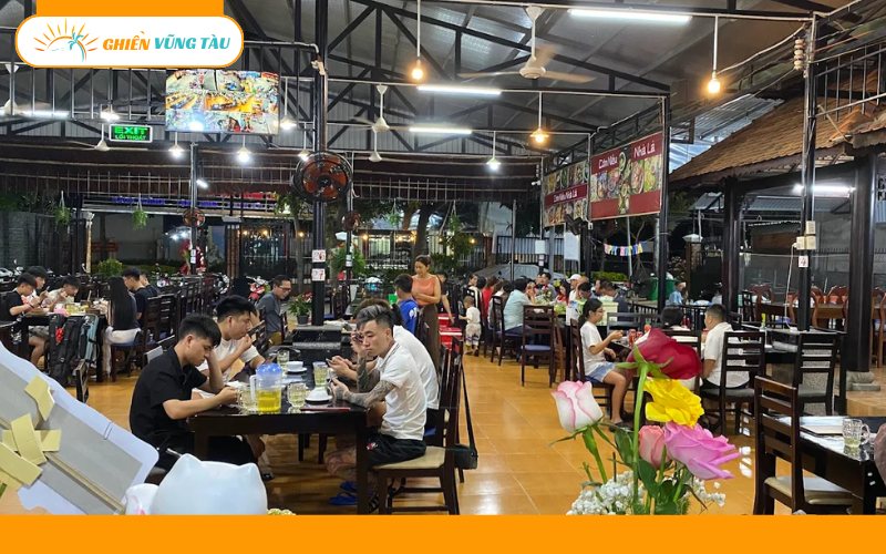 cơm niêu nhà lá