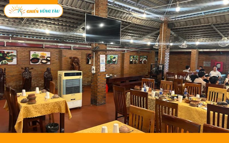 cơm niêu phú lộc