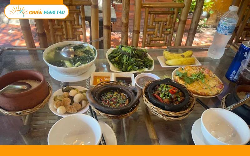 cơm niêu quê nhà