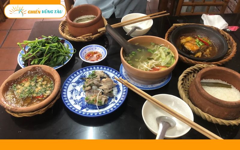 cơm niêu rau tập tàng vũng tàu
