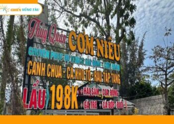 cơm niêu thủy quán