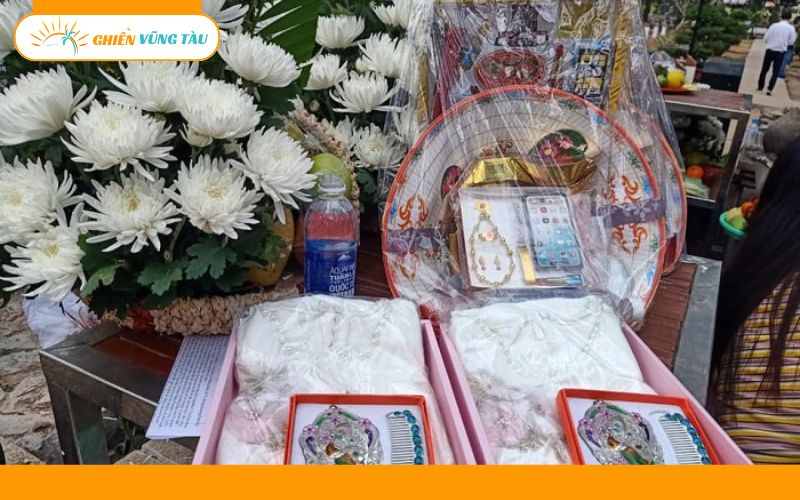 cách trả lễ cô sáu