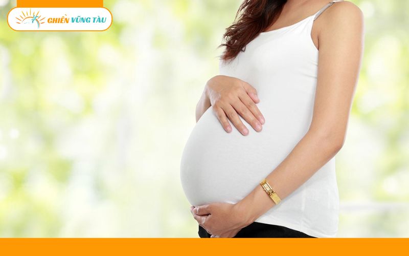 có bầu đi lễ có sáu được không