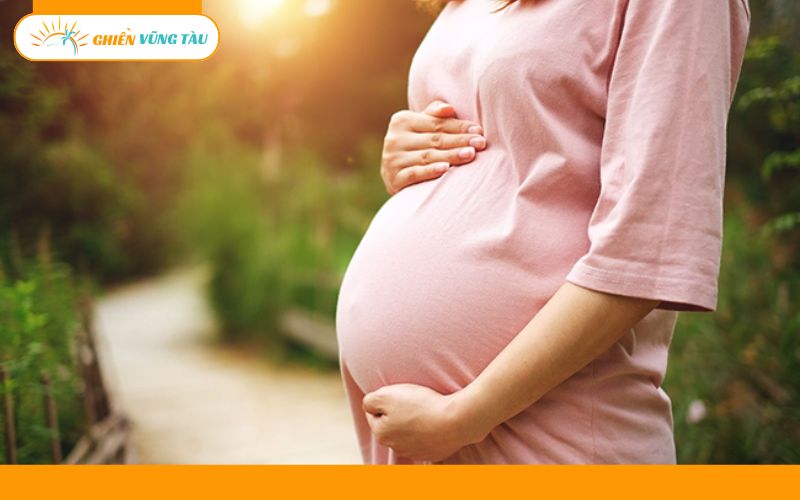 có bầu đi lễ có sáu được không