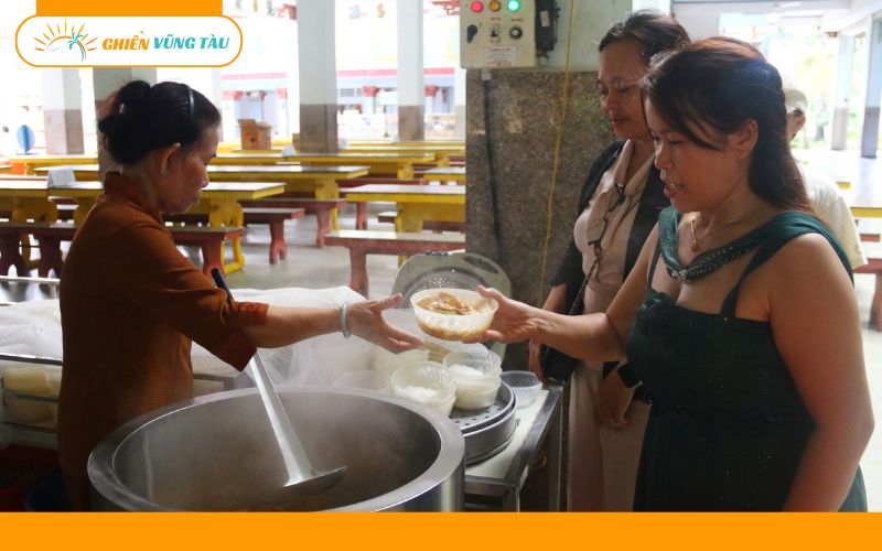 Review mới nhất về chùa bún riêu Vũng Tàu nổi tiếng, độc lạ 12 chùa bún riêu vũng tàu