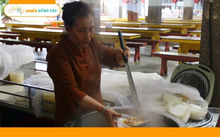 Review mới nhất về chùa bún riêu Vũng Tàu nổi tiếng, độc lạ 7 chùa bún riêu vũng tàu