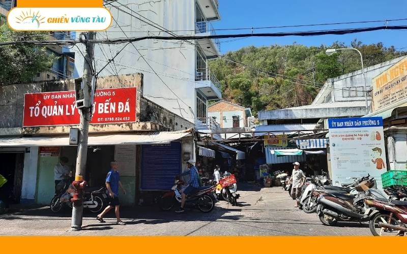 đồ trang trí tết ở vũng tàu