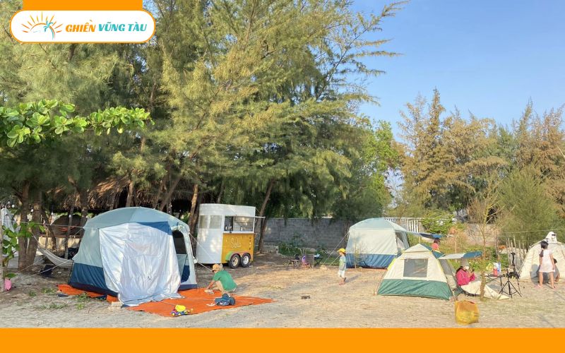sala beach club camping