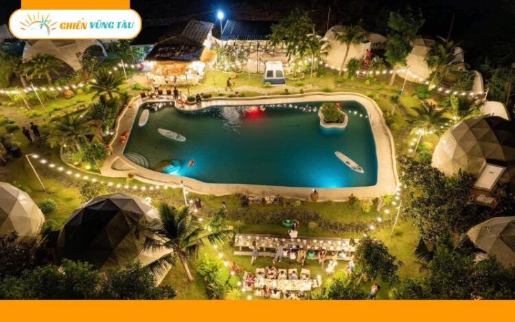 the oasis glamping