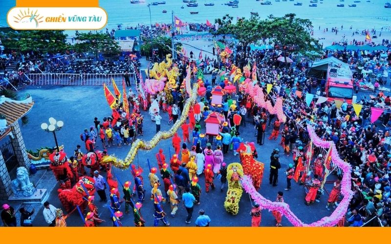mộ cô long hải